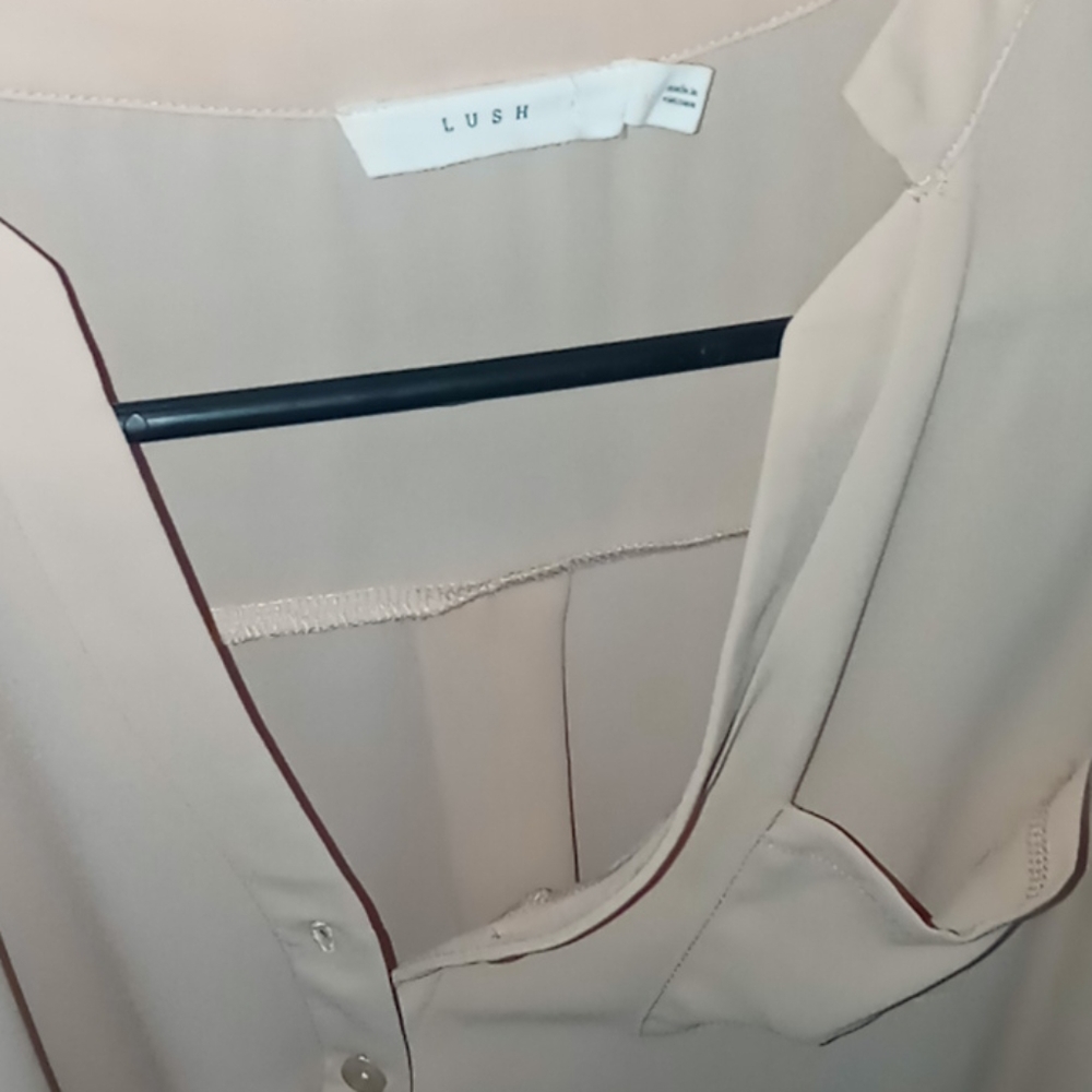 Lush beige top